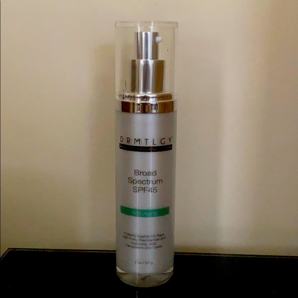 Drmtlgy facial moisturizer with SPF